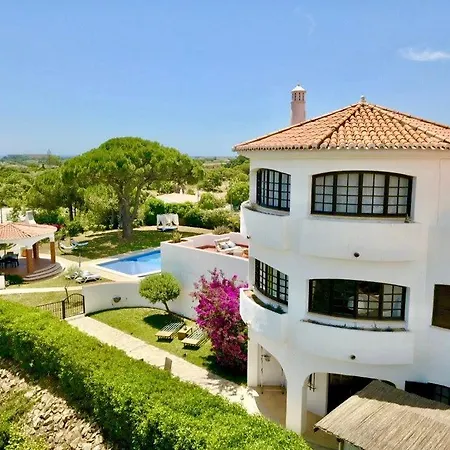 Solar Do Monte 3 Apartment